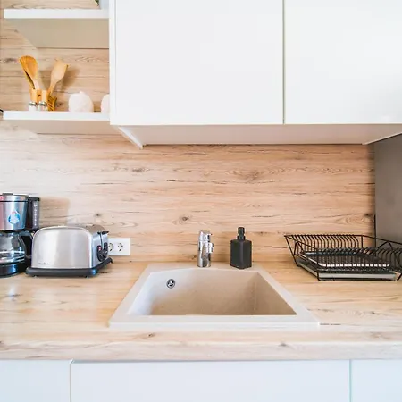 Teuta Апартаменты *