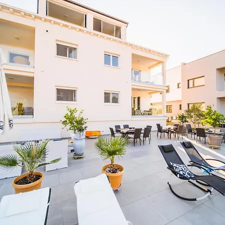 Apartment Teuta